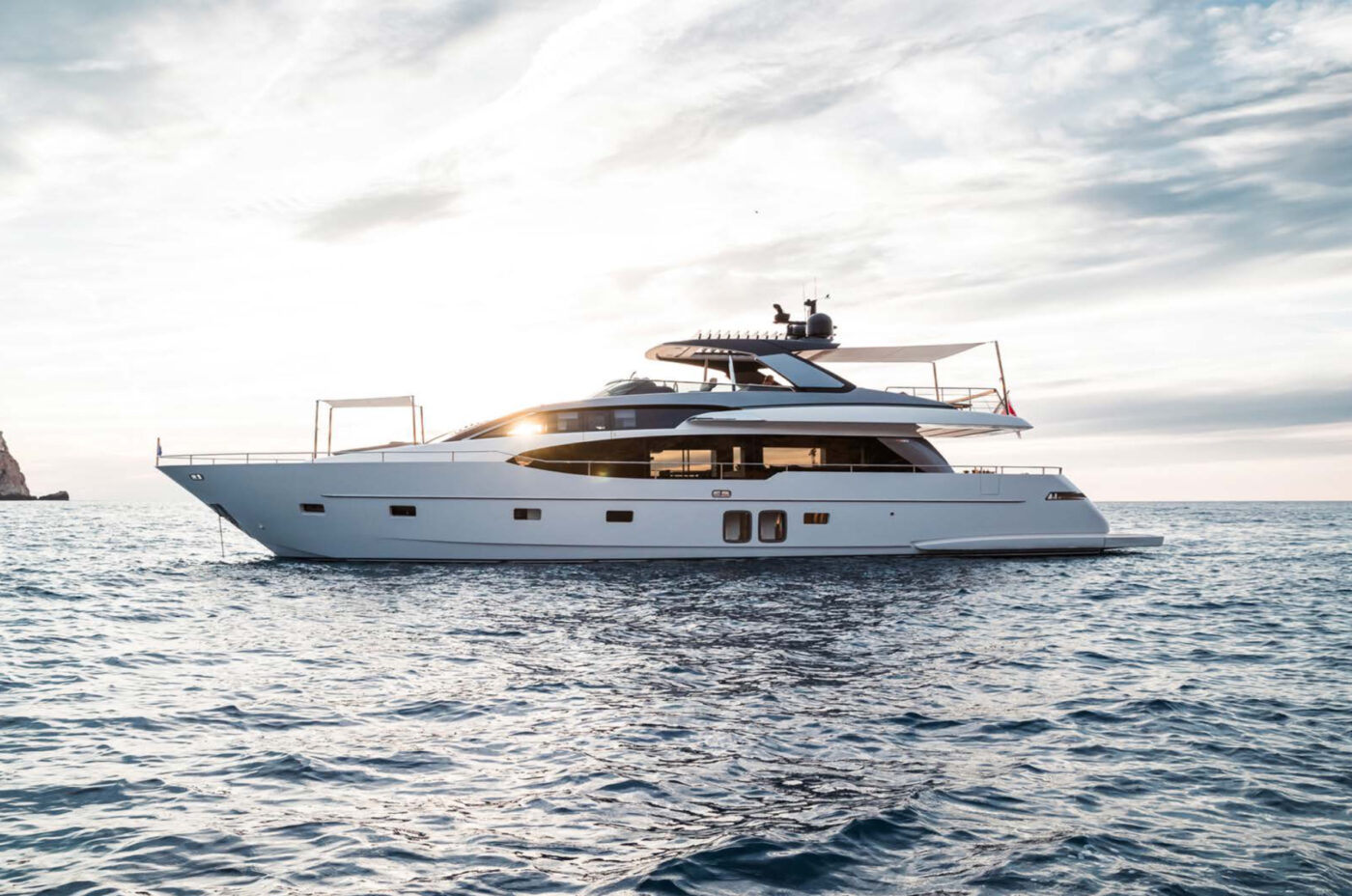 M/Y MOONSHOT